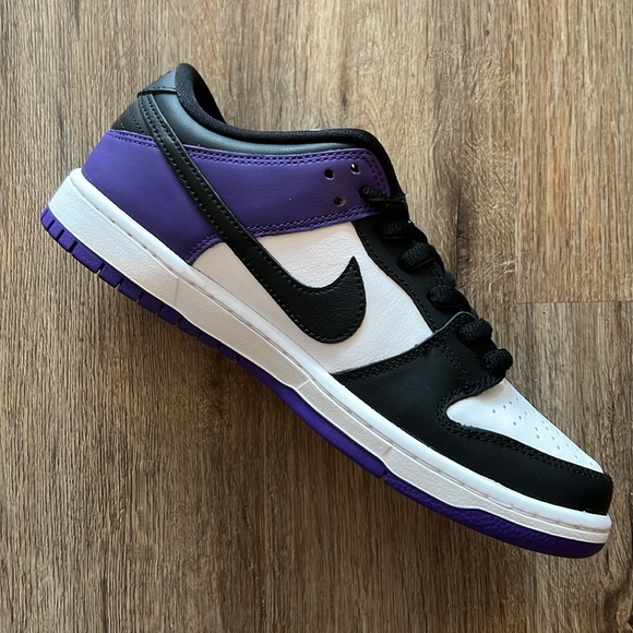 $3 start!! Team posh live 9/3 2pst/5pm est!!!Nike SB dunk court purple - Picture 2 of 8